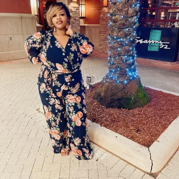 Floral Print Jumper Sizes 1X/2X/3X - Picture 3 of 3